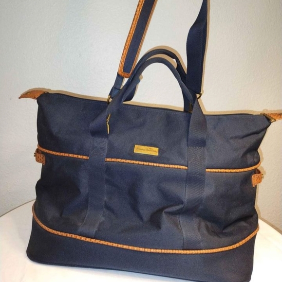 Tommy Bahama Mojito 20" Duffel Navy 13" h x 20" l x 12w Weekend/Overnite luggage - Picture 10 of 10